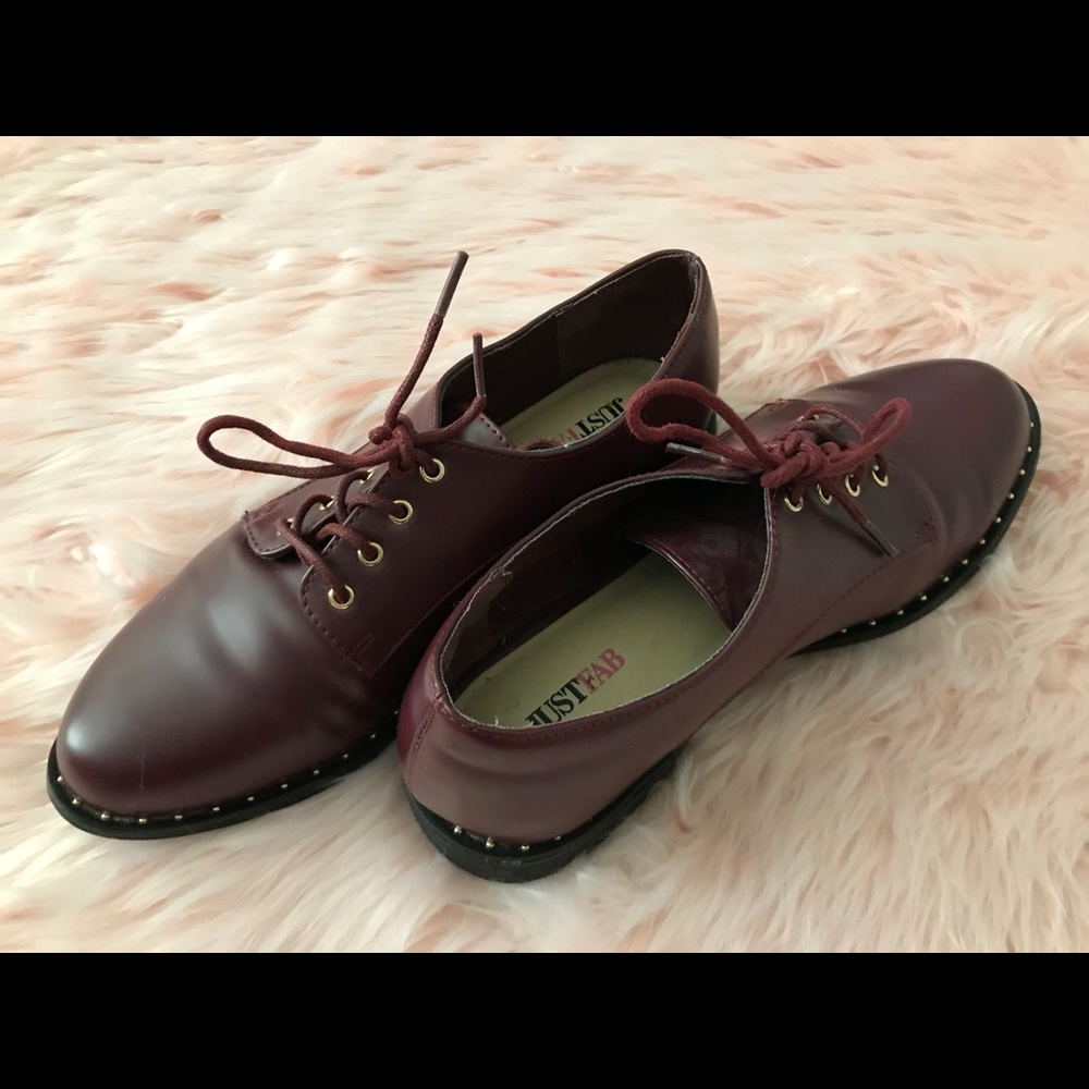 *I accept reasonable offers* Menswear Oxford Flat